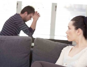 Больше не люблю мужа - что делать: остаться или уйти?