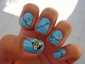 Рисунки на ногтях иголкой схемы "Пчелка"